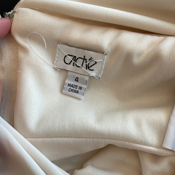 Cache gown - Picture 3 of 4